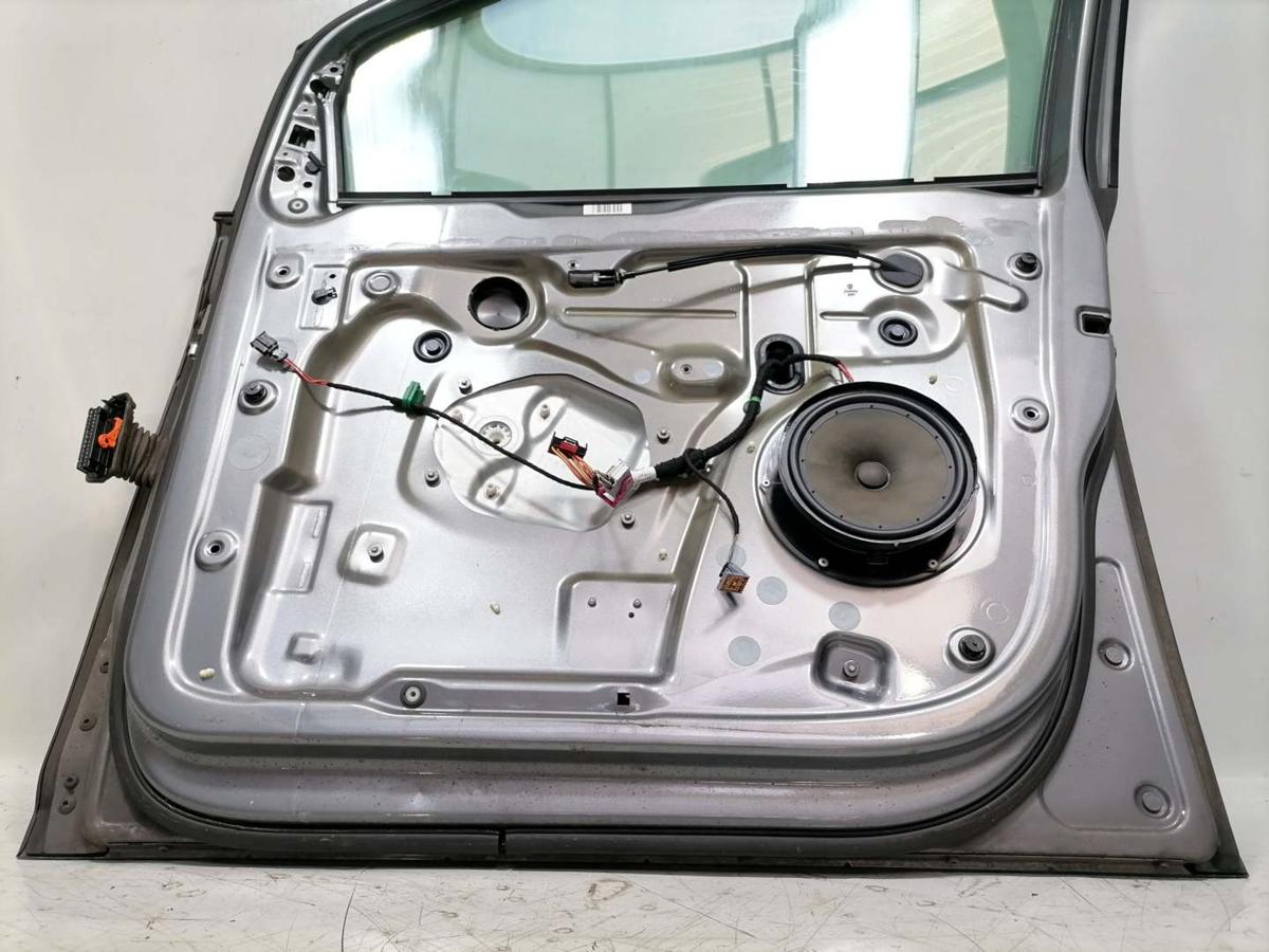 VW Golf Plus 2 original T&uuml;r vorn rechts LA7T United Grey Rohbau Bj.2009